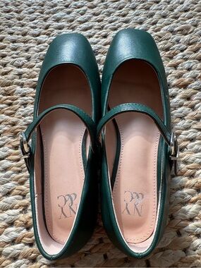 New York & Company Emerald Green Mary Jane Flats with Buckle